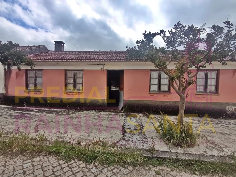 Moradia T3 para Venda em Pombeiro da Beira Foto 1