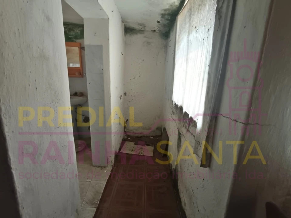 Moradia T3 para Venda em Pombeiro da Beira Foto 6