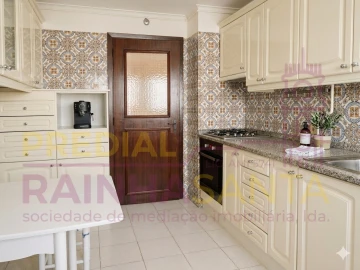 Apartamento T3 para Venda em São Martinho do Bispo e Ribeira de Frades