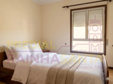 Apartamento T3 para Venda em São Martinho do Bispo e Ribeira de Frades