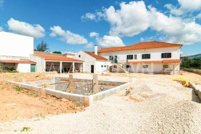 Moradia T3 para Venda em Lamas e Cercal