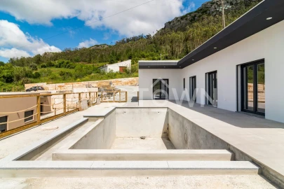 Moradia T3 para Venda em Lamas e Cercal