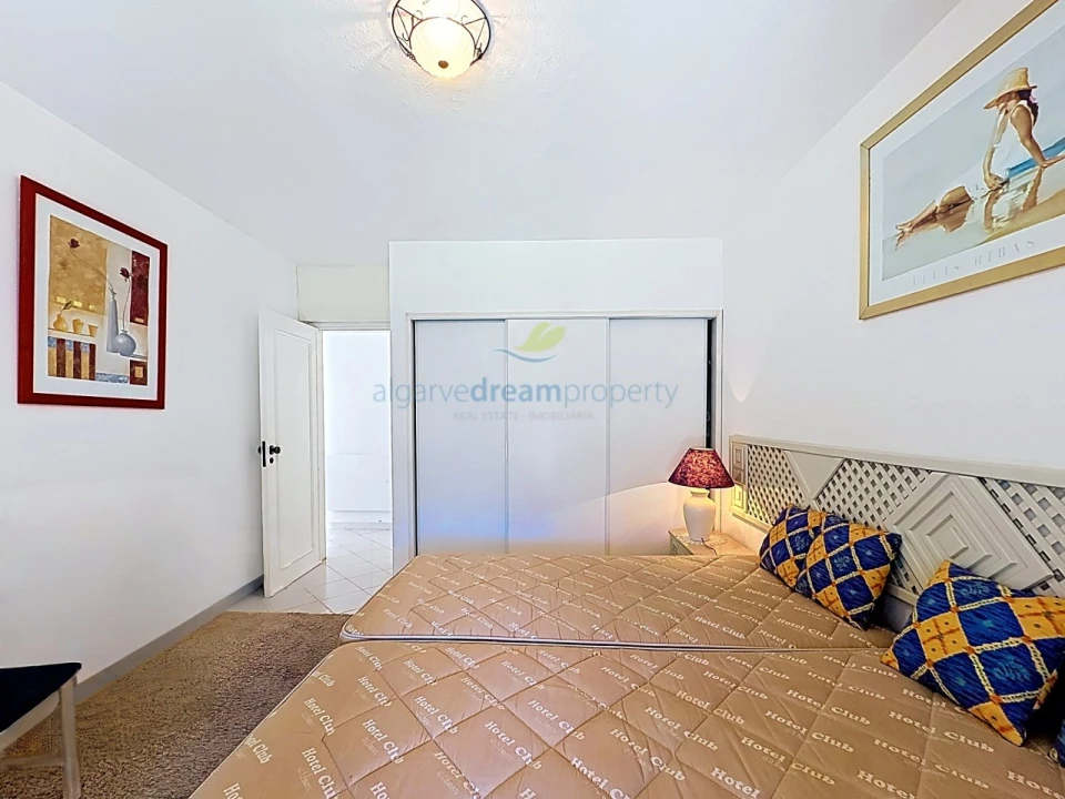 Apartamento T3 para Venda em Albufeira e Olhos de Água Foto 16