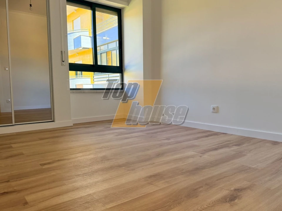 Apartamento T3 para Venda em Laranjeiro e Feijó Foto 14