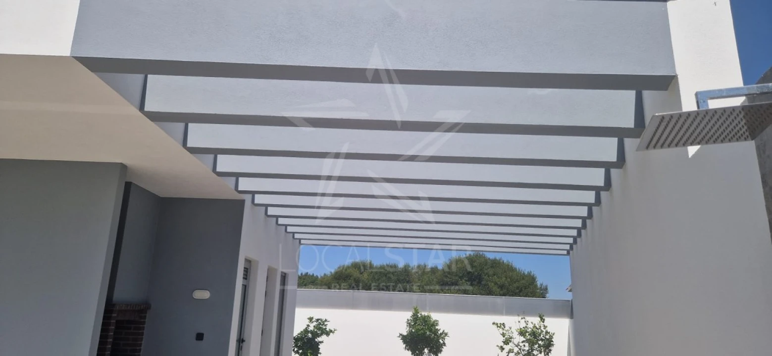 Moradia T4 para Venda em Nadadouro Foto 72