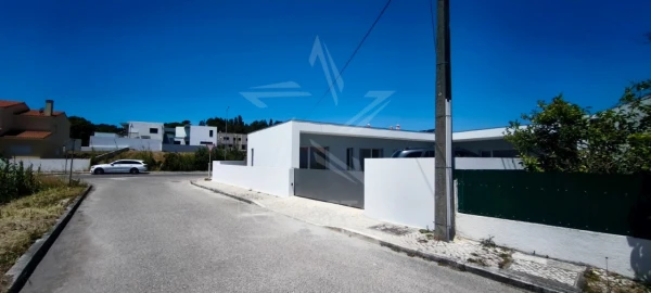 Moradia T4 para Venda em Nadadouro