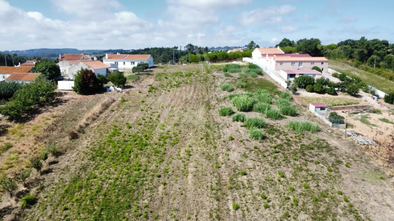 Terreno para Venda em Alvorninha Foto 8