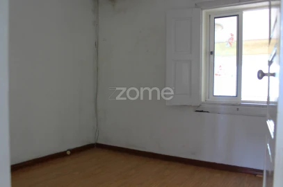 Moradia T2 para Venda em Riba de Ave