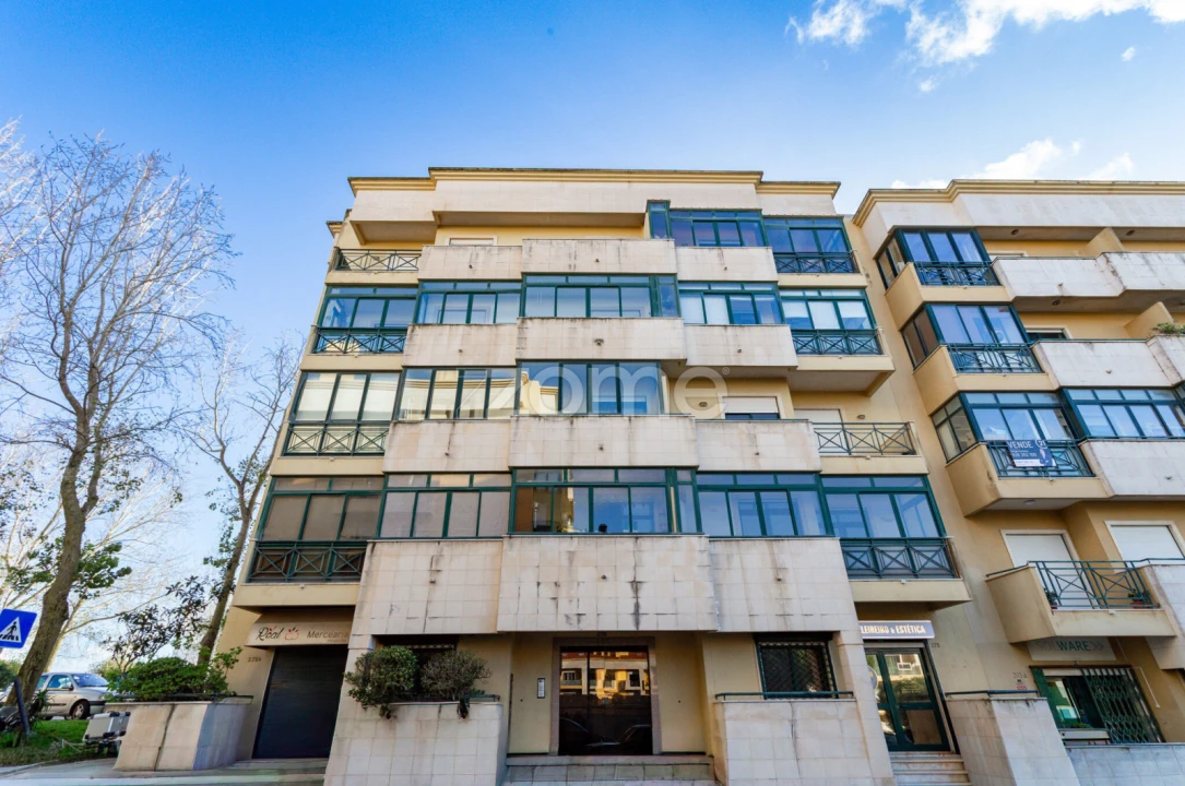 Apartamento T3 para Venda em São Domingos de Rana Foto 37