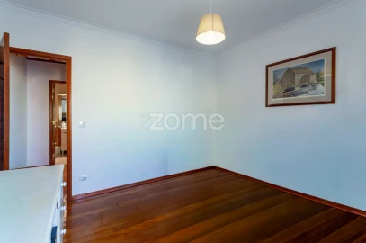 Apartamento T3 para Venda em São Domingos de Rana