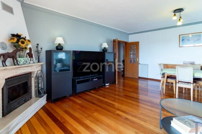 Apartamento T3 para Venda em São Domingos de Rana