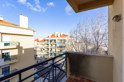 Apartamento T3 para Venda em São Domingos de Rana