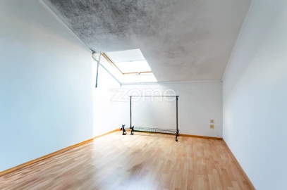 Apartamento T3 para Venda em São Domingos de Rana