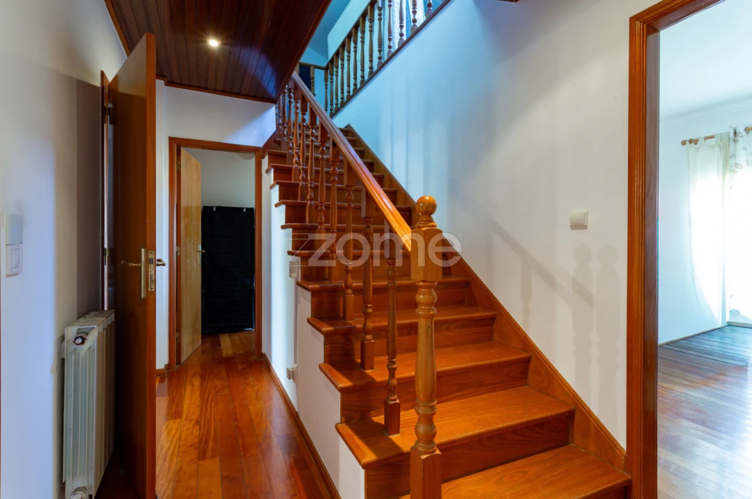 Apartamento T3 para Venda em São Domingos de Rana Foto 29