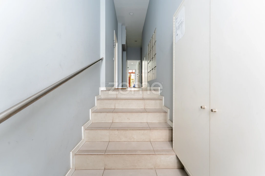 Apartamento T1 para Venda em Cedofeita, Santo Ildefonso, Sé, Miragaia, São Nicolau e Vitória Foto 17