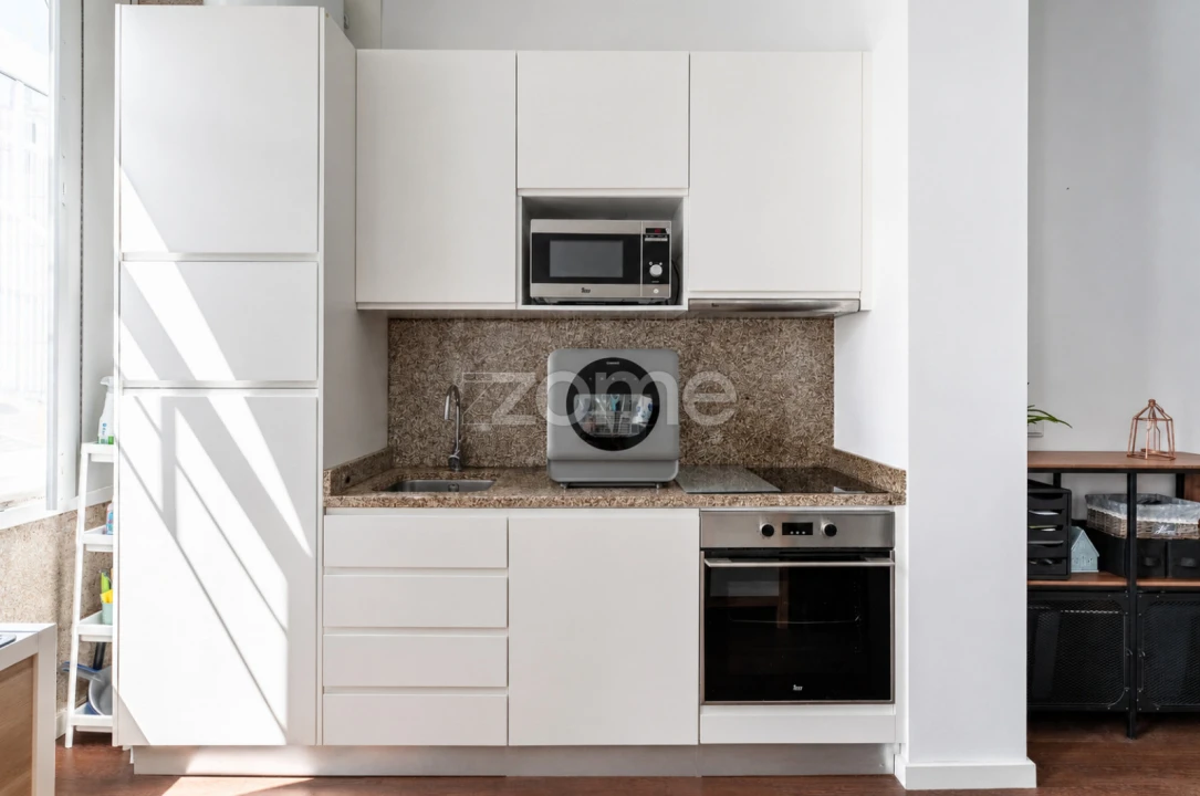 Apartamento T1 para Venda em Cedofeita, Santo Ildefonso, Sé, Miragaia, São Nicolau e Vitória Foto 13