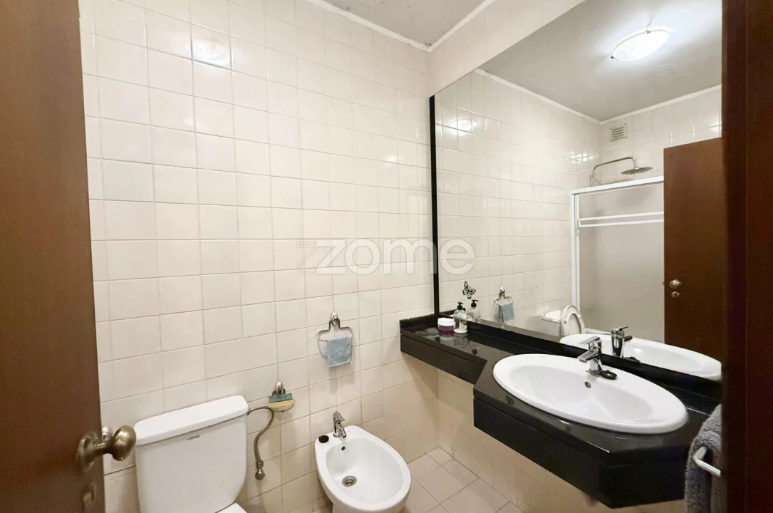 Apartamento T3 para Venda em Pedrouços Foto 15