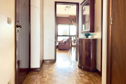 Apartamento T3 para Venda em Pedrouços