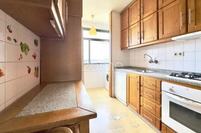 Apartamento T3 para Venda em Pedrouços