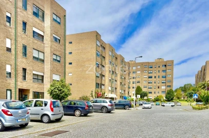 Apartamento T3 para Venda em Pedrouços