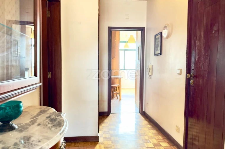 Apartamento T3 para Venda em Pedrouços Foto 3