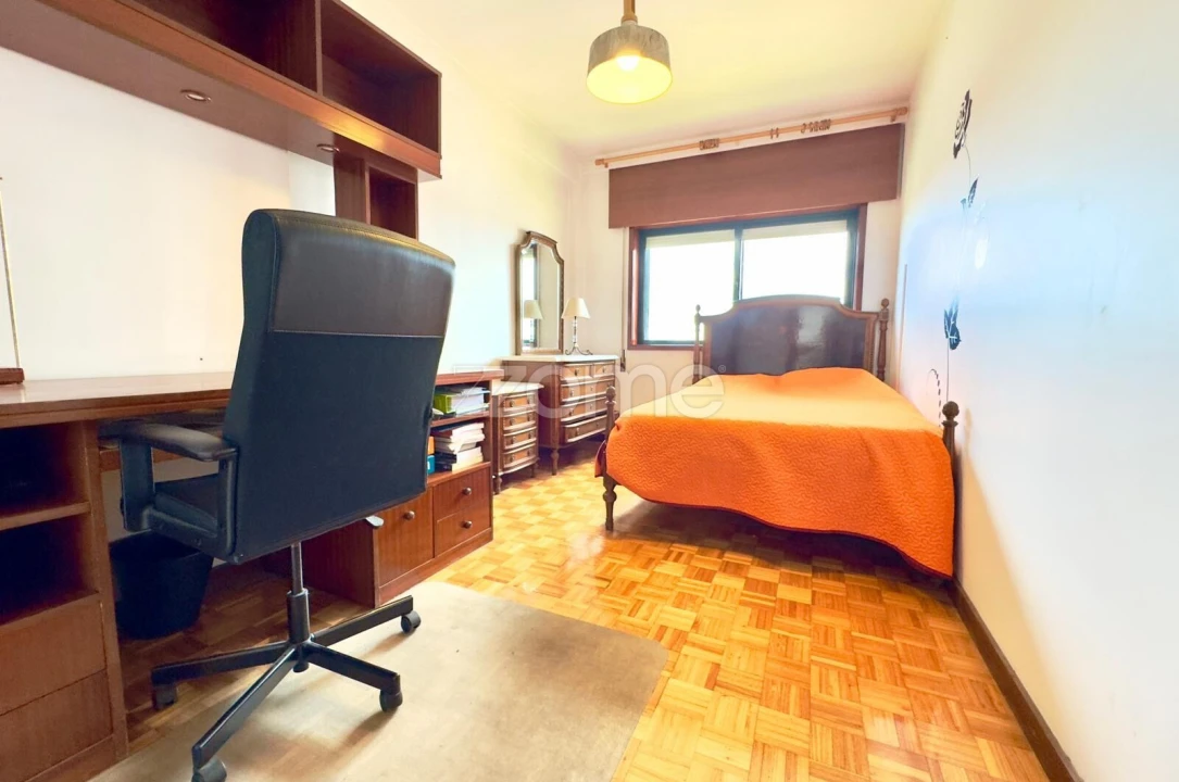 Apartamento T3 para Venda em Pedrouços Foto 9