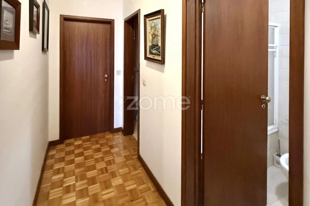 Apartamento T3 para Venda em Pedrouços Foto 12