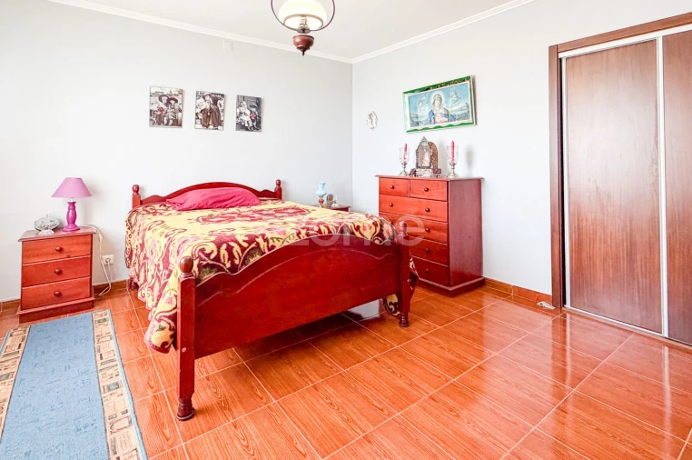 Moradia T3 para Venda em Fenais da Ajuda Foto 10