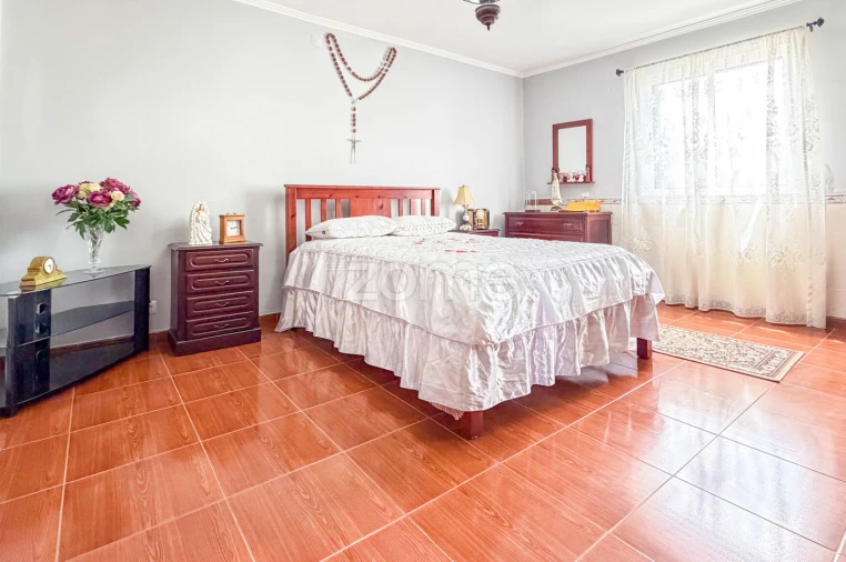 Moradia T3 para Venda em Fenais da Ajuda Foto 12