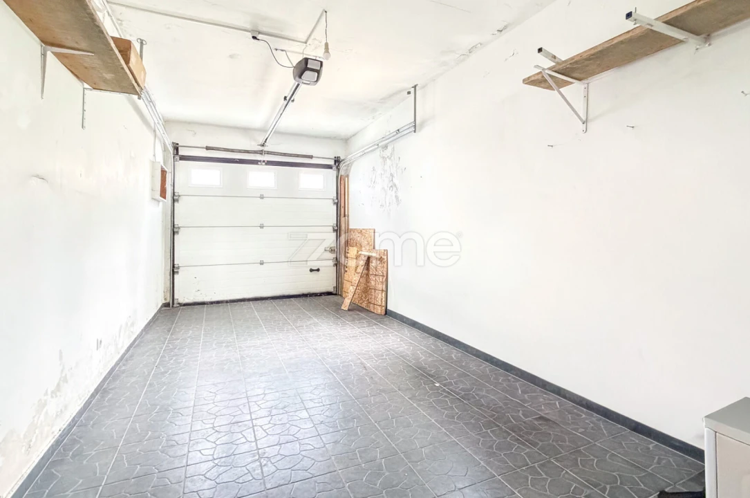 Moradia T3 para Venda em Fenais da Ajuda Foto 17