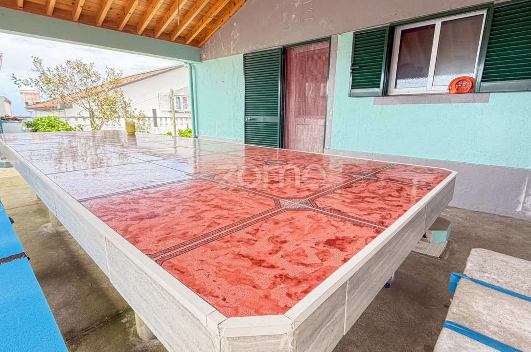 Moradia T3 para Venda em Fenais da Ajuda Foto 20