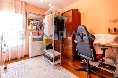 Apartamento T3 para Venda em Gondomar (São Cosme), Valbom e Jovim