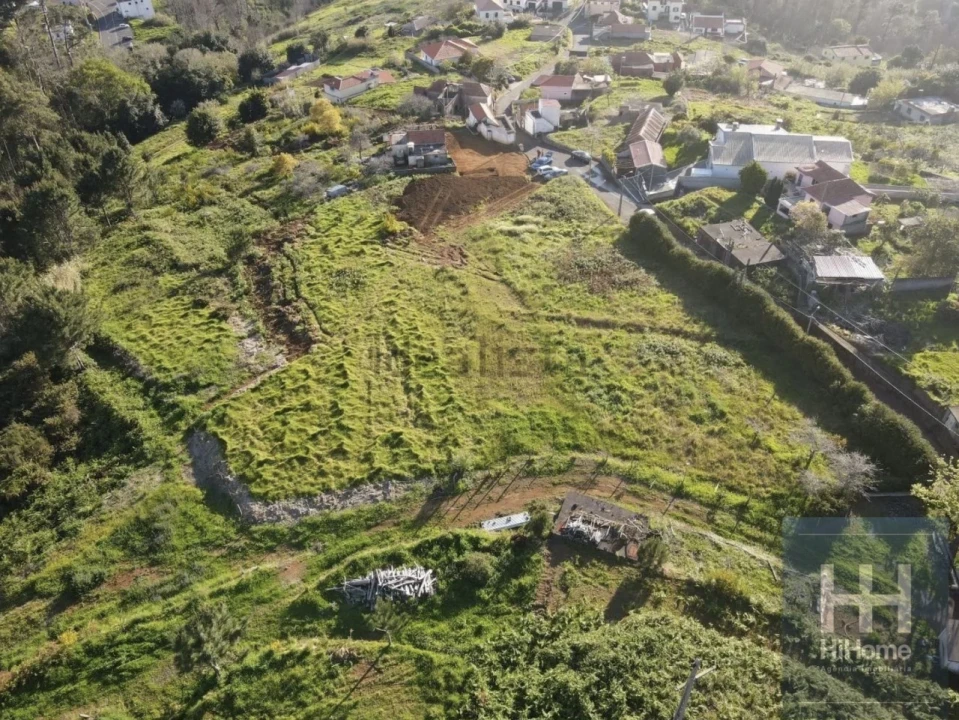 Terreno para Venda em Prazeres Foto 1