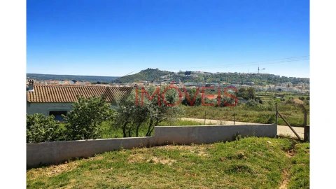 Moradia T3 para Venda em Abrantes (São Vicente e São João) e Alferrarede