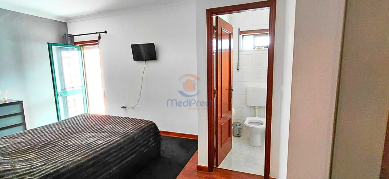 Apartamento T3 para Venda em Moita Foto 16