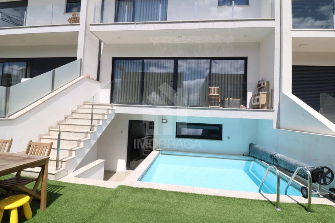 Moradia T3 para Venda em Merelim (São Pedro) e Frossos Foto 5