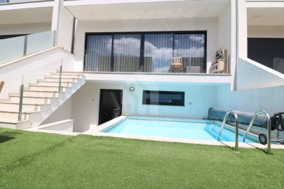 Moradia T3 para Venda em Merelim (São Pedro) e Frossos