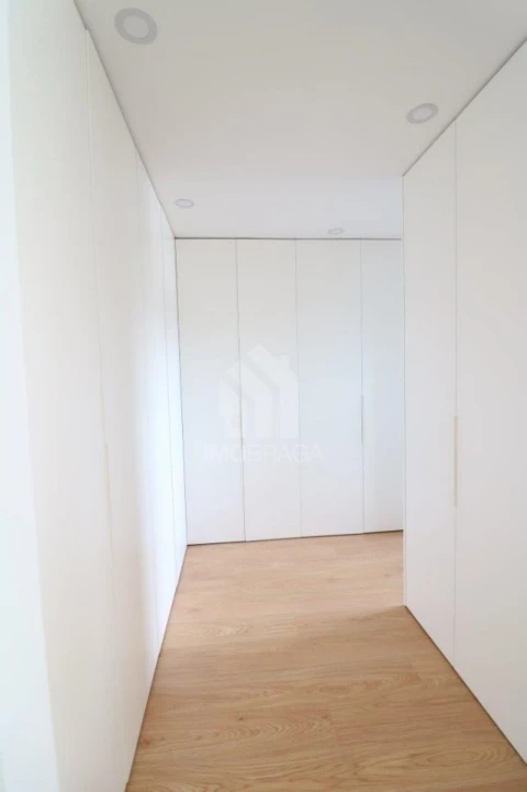 Moradia T3 para Venda em Merelim (São Pedro) e Frossos