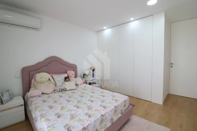 Moradia T3 para Venda em Merelim (São Pedro) e Frossos