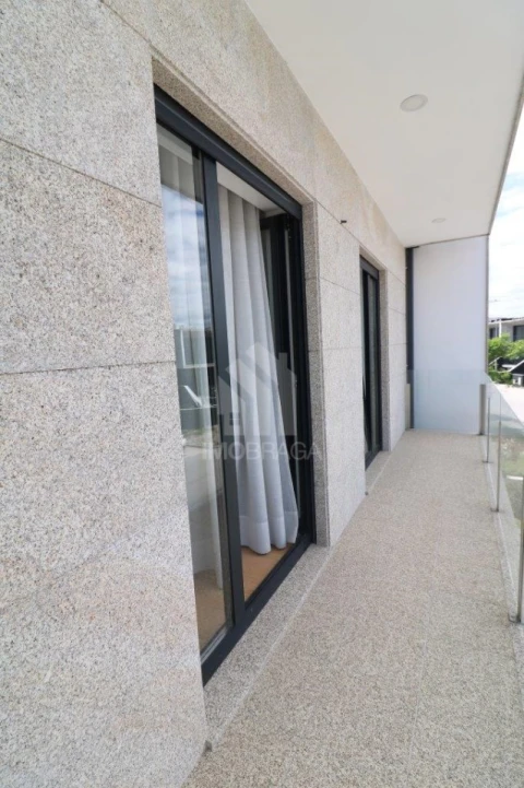 Moradia T3 para Venda em Merelim (São Pedro) e Frossos