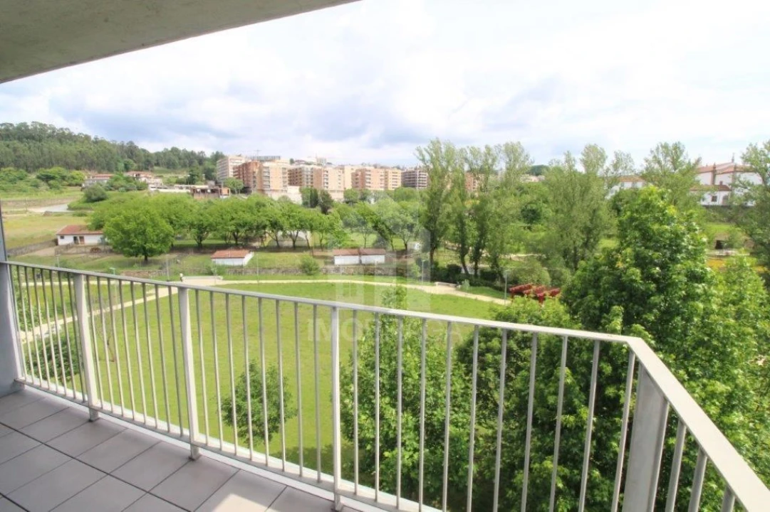Apartamento T3 para Venda em Real, Dume e Semelhe Foto 28