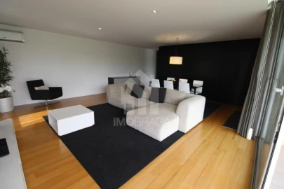 Apartamento T3 para Venda em Real, Dume e Semelhe