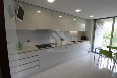 Apartamento T3 para Venda em Real, Dume e Semelhe