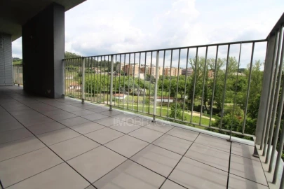 Apartamento T3 para Venda em Real, Dume e Semelhe