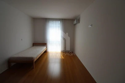 Apartamento T3 para Venda em Real, Dume e Semelhe