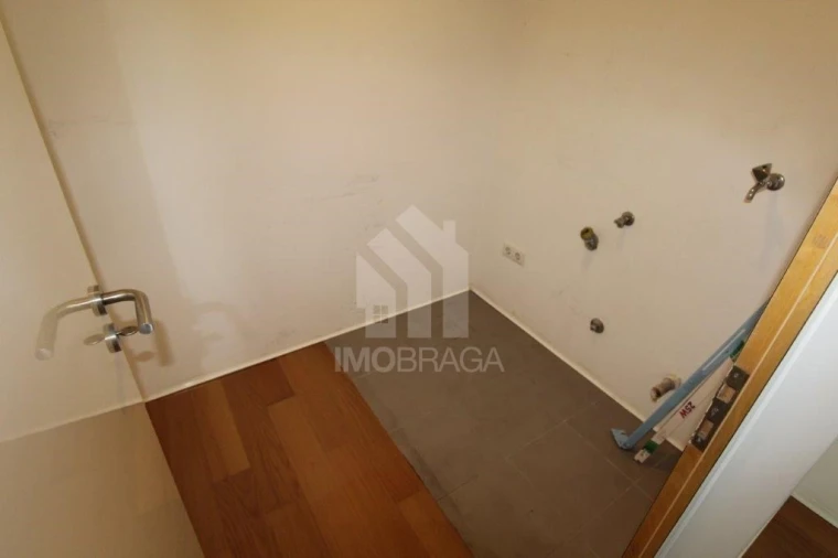 Apartamento T3 para Venda em Real, Dume e Semelhe Foto 12