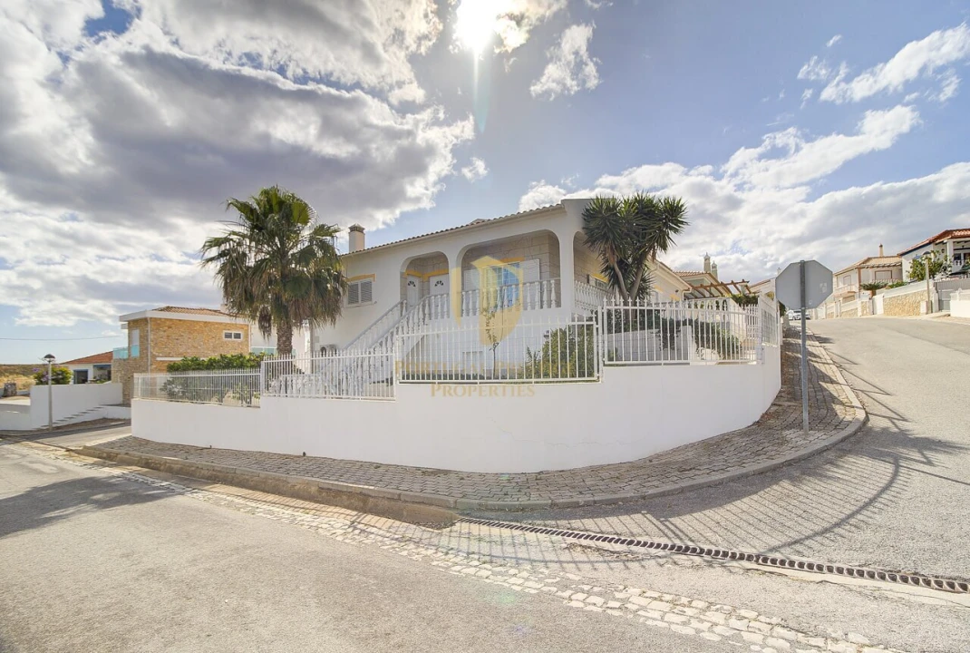 Moradia T3 para Venda em Castro Marim Foto 74