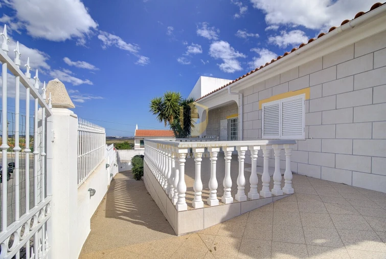 Moradia T3 para Venda em Castro Marim Foto 60
