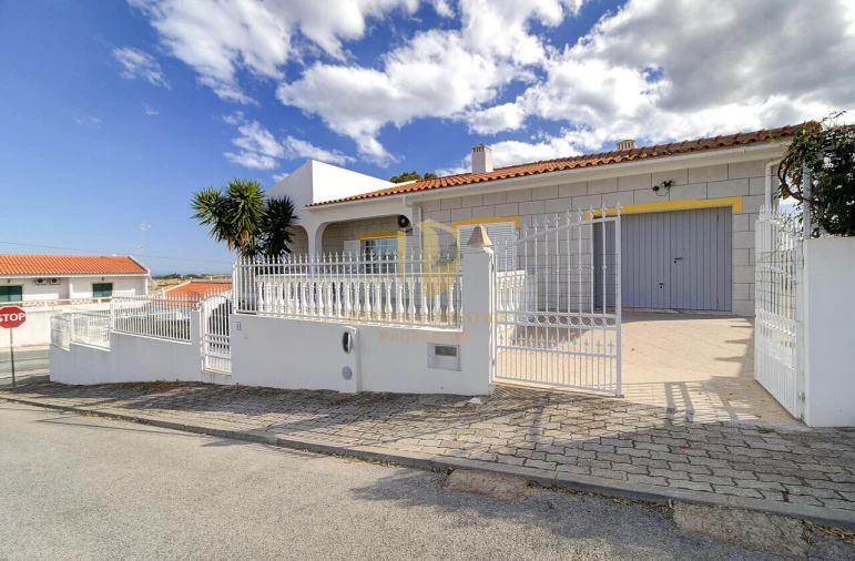 Moradia T3 para Venda em Castro Marim Foto 72