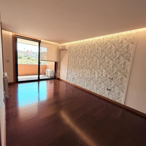 Apartamento T3 para Venda em Oliveira do Douro Foto 8